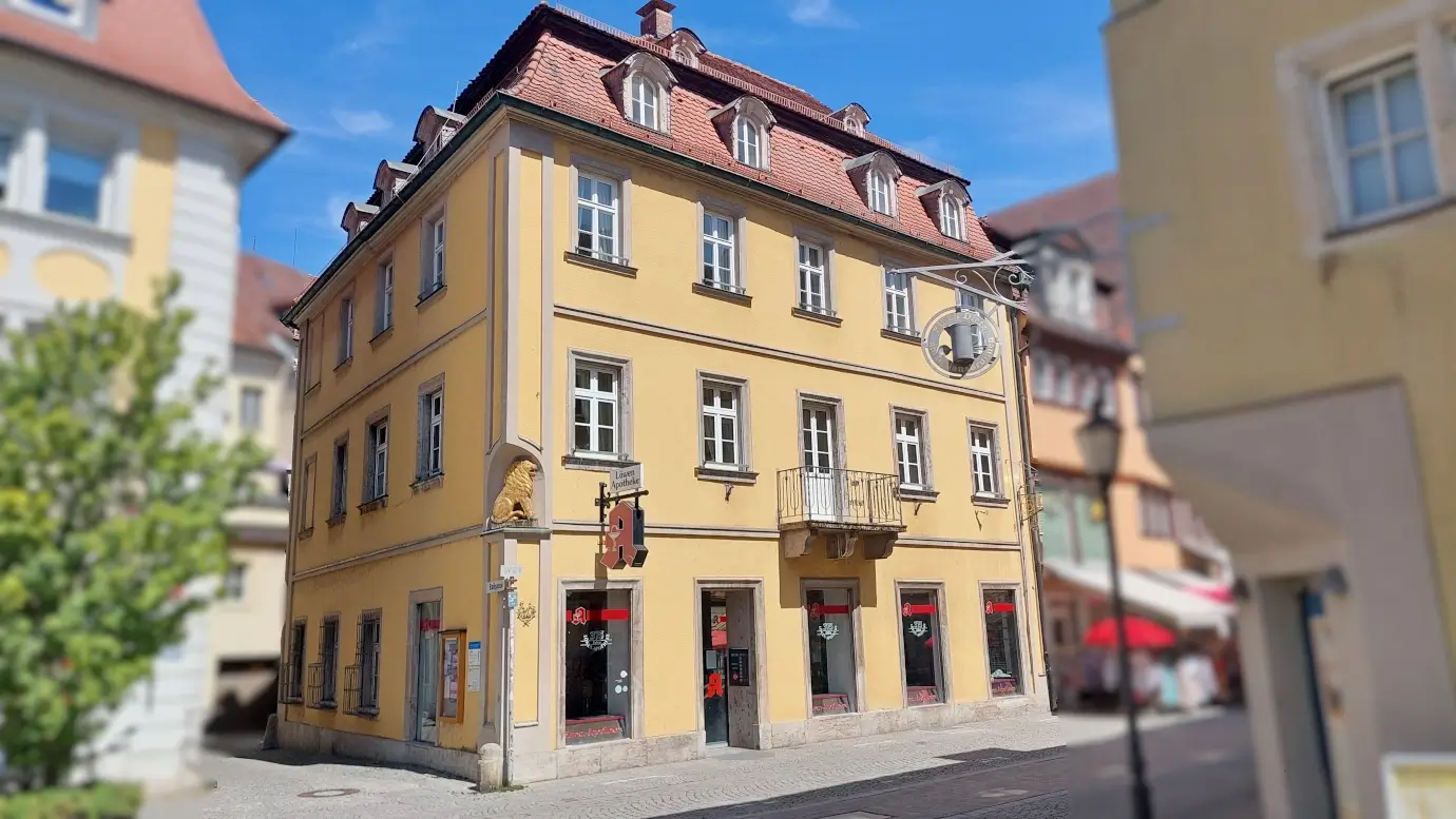 christian-fexer-immobilien-kitzingen_gewerbefläche_in_kitzingen_zu_vermieten_ansicht-gebäudevorderseite-2rcbj5m