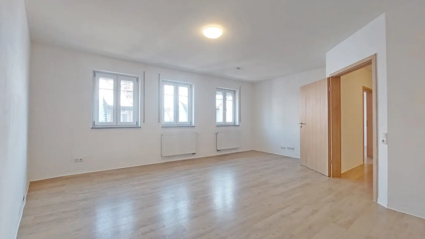 christian-fexer-immobilien-kitzingen_wohnung_in_kitzingen_zu_vermieten_ansicht-wohnen_-2nd375p